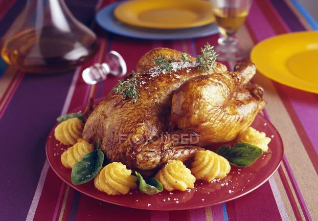 Stuffed roast chicken — Stock Photo