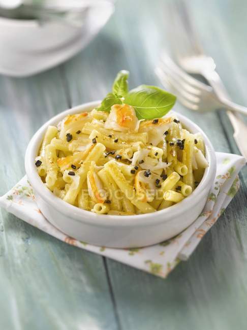 Macaroni pasta with lobster — Stock Photo