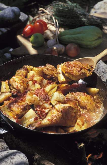 Chicken cari in pan — Stock Photo