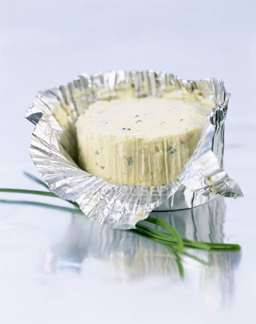 Свіжий сир з часником — стокове фото
