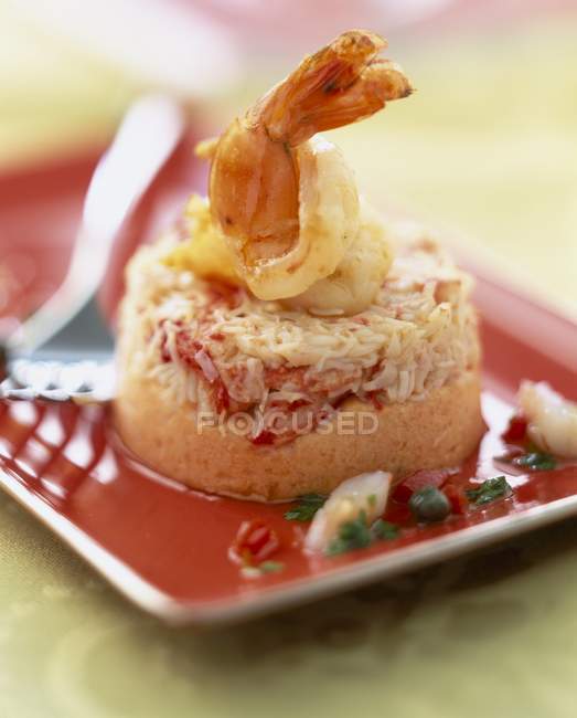 Crab timbale on plate — Stock Photo