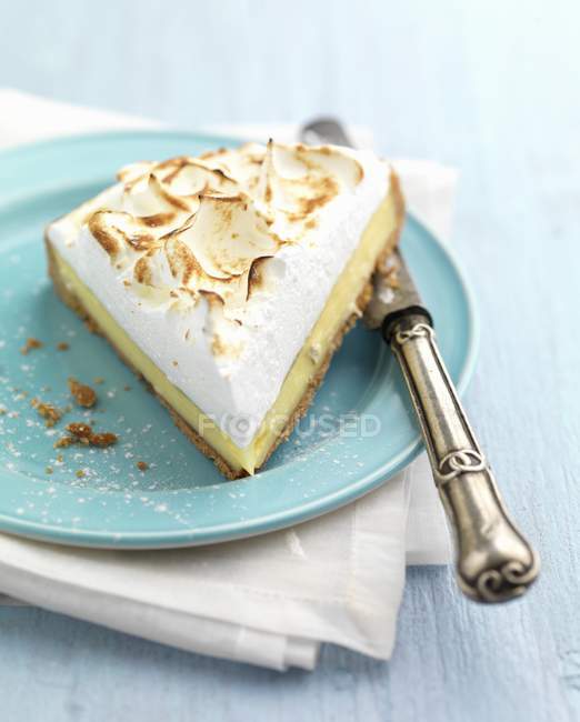 Portion of lemon meringue pie — Stock Photo