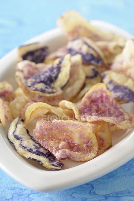 Chips de pommes de terre colorées — Photo de stock