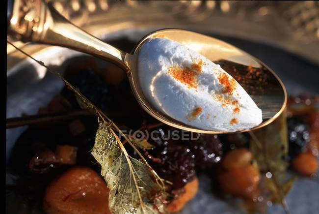 Pear dessert with ginger — Stock Photo