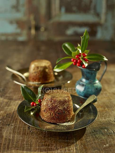 Mini Christmas puddings — Stock Photo
