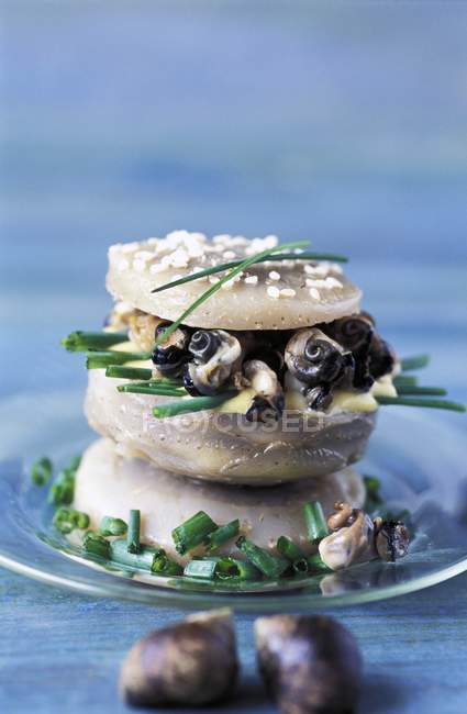 Breton hamburger with artichoke base — Stock Photo