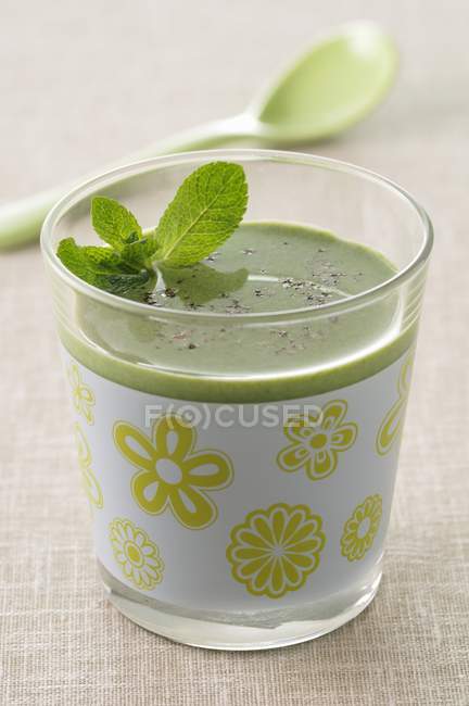 Spring vegetable soup — Stock Photo