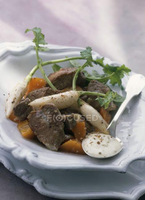 Sauteed lamb with vegetables — Stock Photo