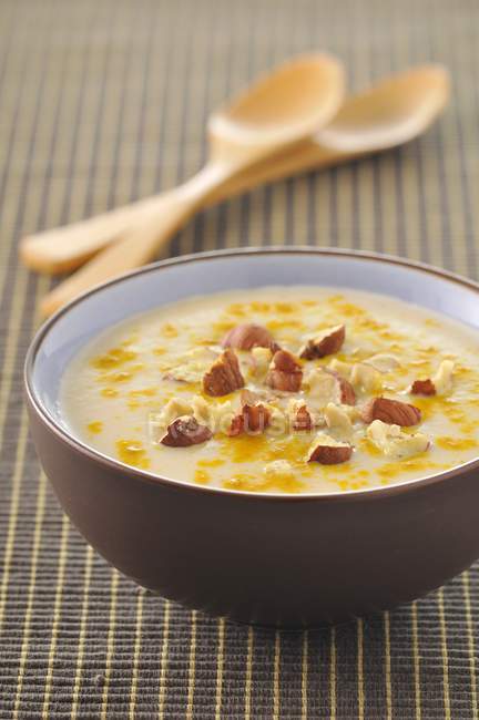 Cauliflower soup with hazelnuts and turmeric — Stock Photo
