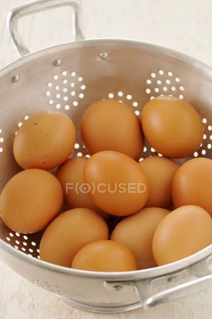 Варёные куриные яйца — стоковое фото