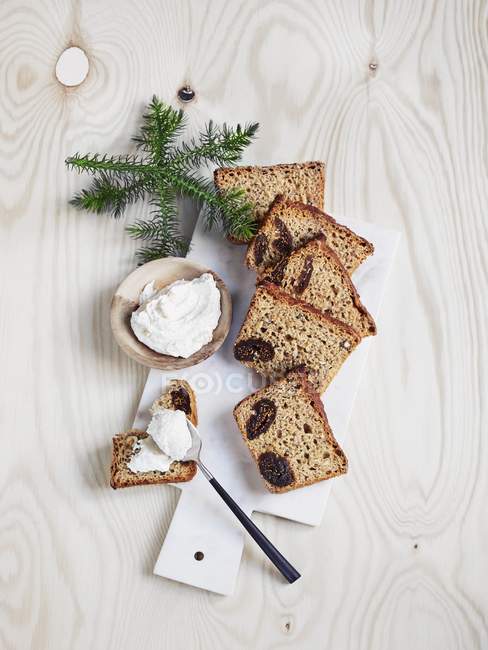 Homemade Ricotta with bread — Stock Photo