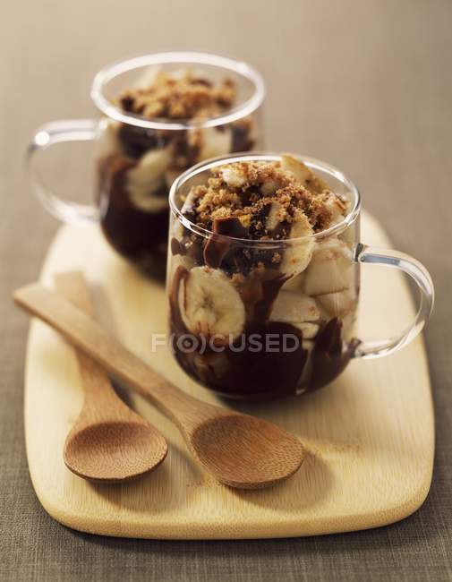 Pear and chocolate crumble — Stock Photo