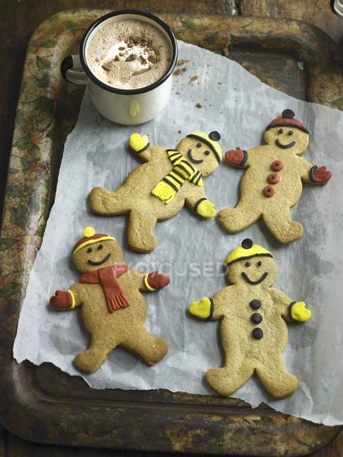 Spiced Gingerbread Men — Stock Photo