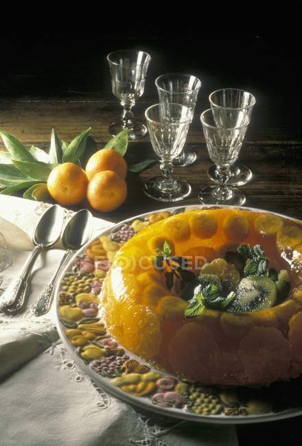 Mandarin jelly on platter — Stock Photo
