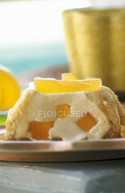 Closeup view of Sponge Roulade with candied melon — Stock Photo