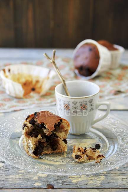Muffin with pieces of chocolate — Stock Photo