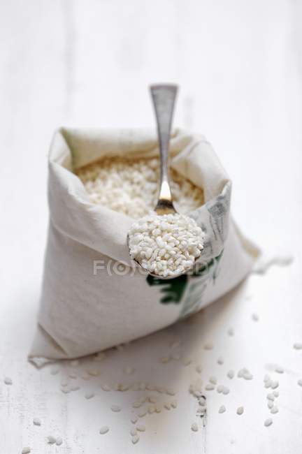 Bolsa de arroz carnaroli - foto de stock