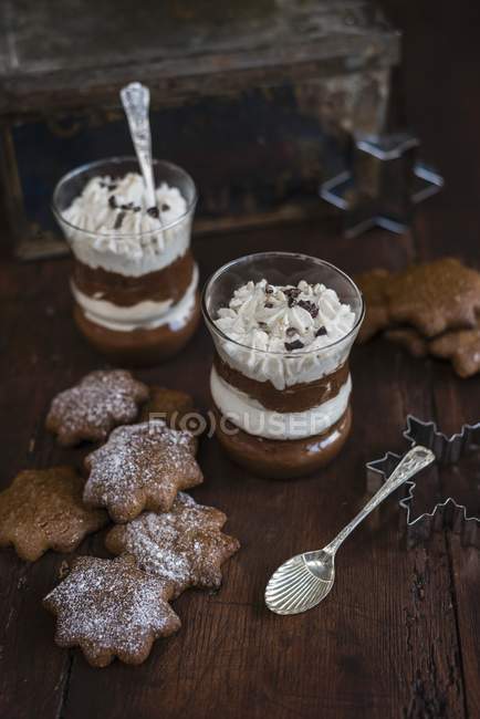 Vegan chocolate and coconut mousse — Stock Photo