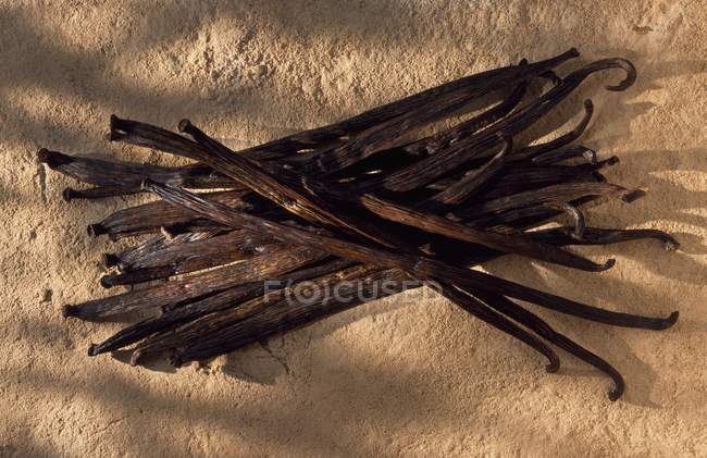 Top view of vanilla pods in a heap — Stock Photo
