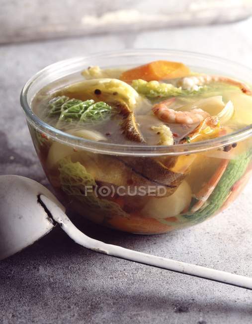 Cabbage with haddock and shrimp soup — Stock Photo