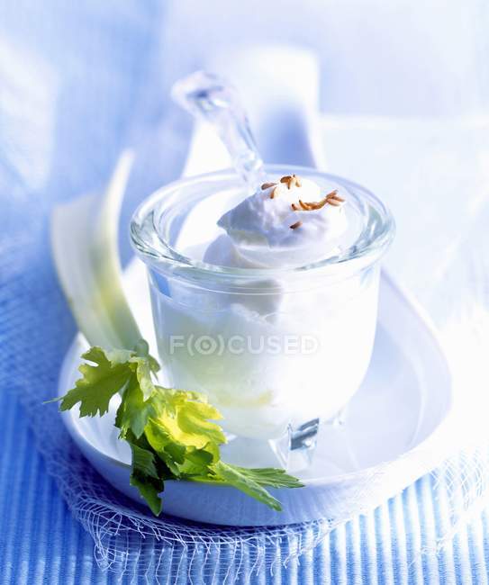 Fromage frais in pot — Stock Photo