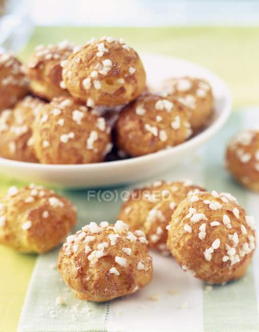 Closeup view of sugar-coated choux buns — Stock Photo