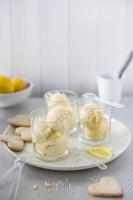 Gelato al limone — Foto stock