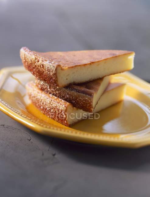 Sliced Ricotta cake — Stock Photo