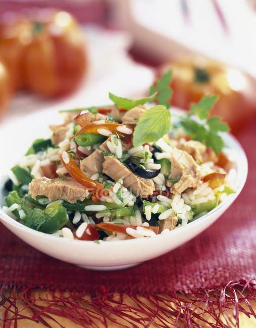 Salade nioise in bowl — Stock Photo