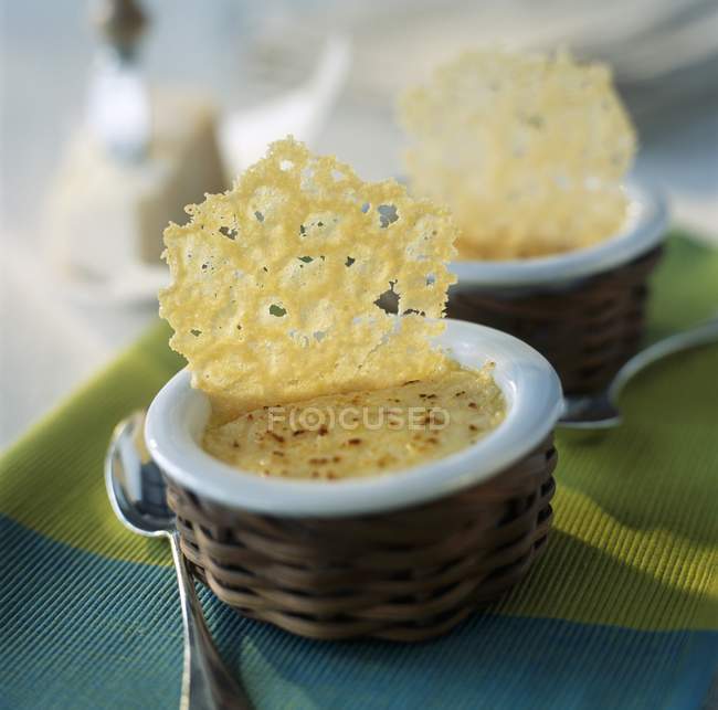 Crème brle mit Parmesan — Stockfoto