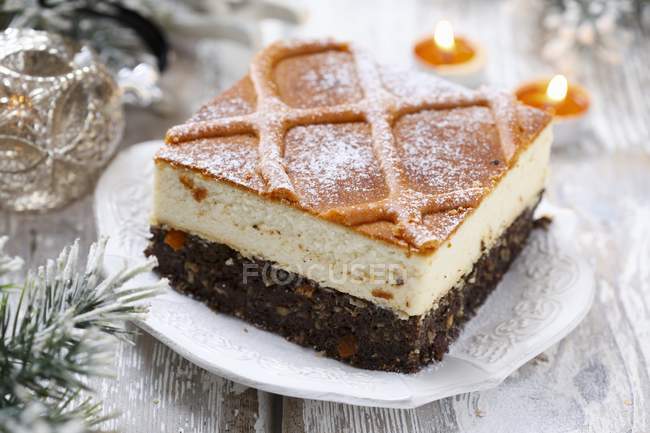 Poppyseed cake with cheese — Stock Photo