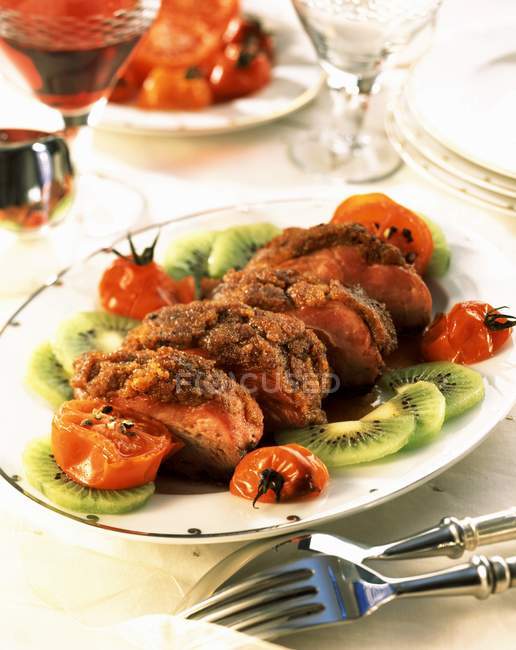 Duck breast with gingerbread — Stock Photo