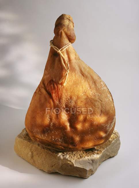 Gamba di prosciutto crudo — Foto stock