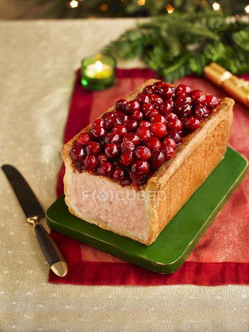 Cranberry Topped Gala Pie — Stock Photo