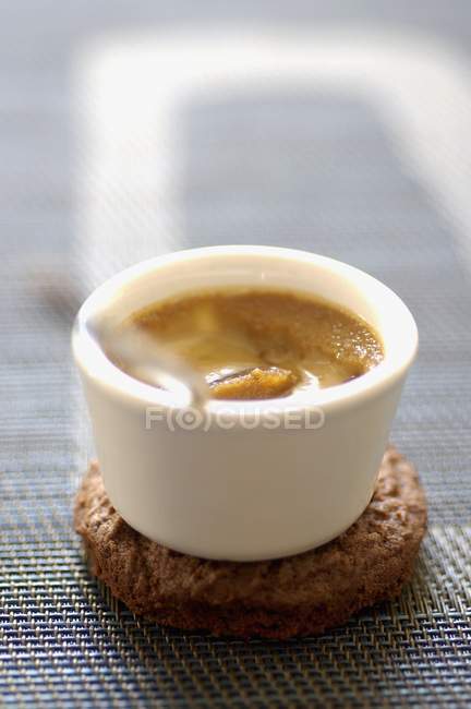 Creme brulee with coffee — Stock Photo