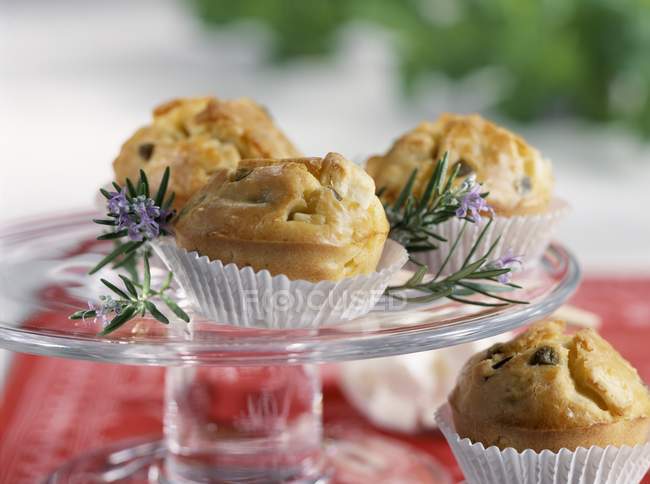Feta and olive oil savoury cakes — Stock Photo