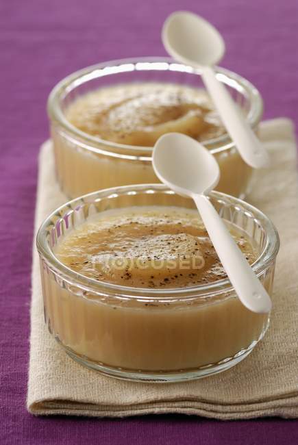 Closeup view of stewed pears with vanilla — Stock Photo