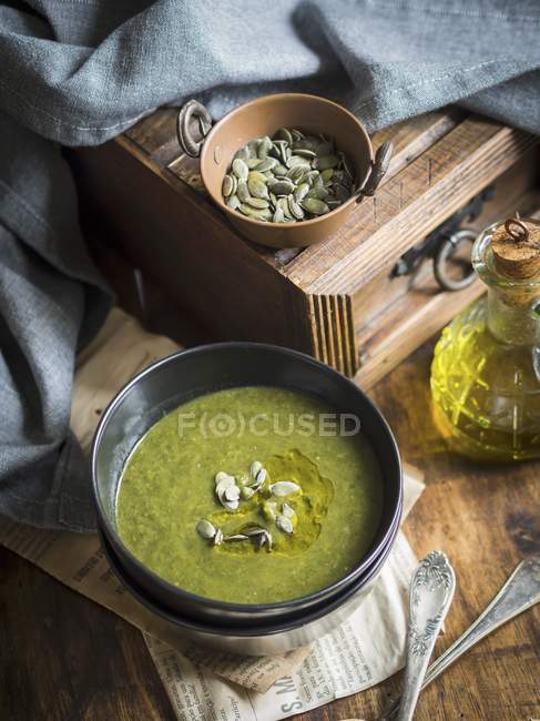 Spinach sweet potato cream soup — Stock Photo