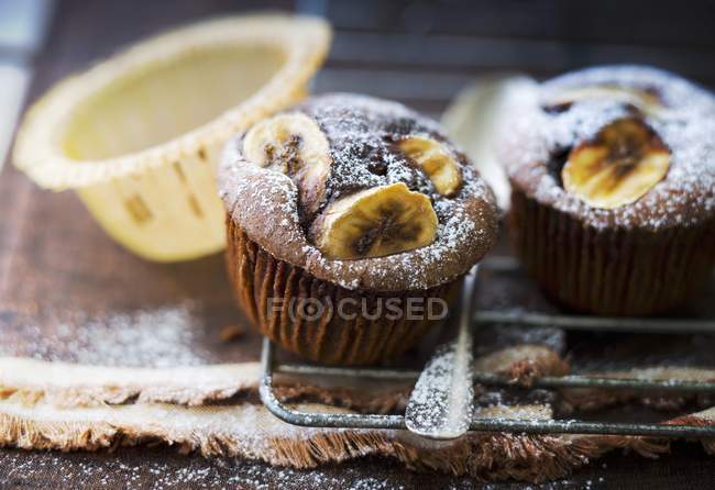 Banana and chocolate muffins — Stock Photo