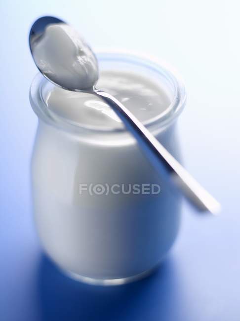 Pot of organic yogurt — Stock Photo