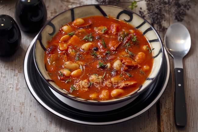 Bean soup with tomatoes — Stock Photo