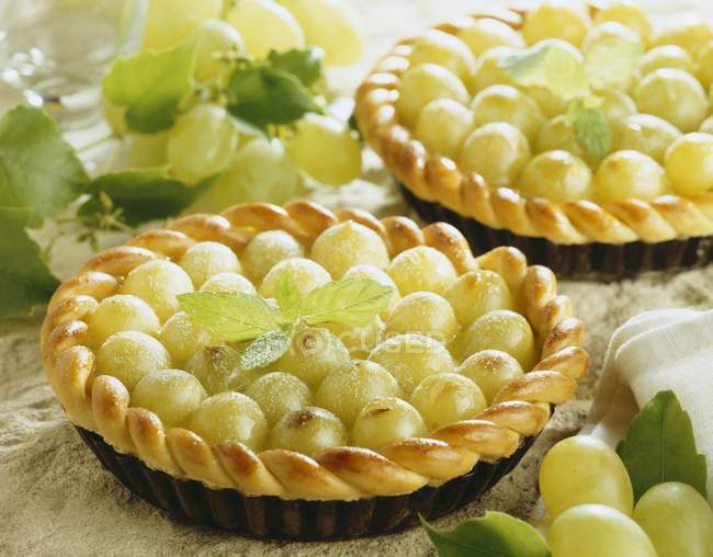 Tortinhas de uva branca — Fotografia de Stock