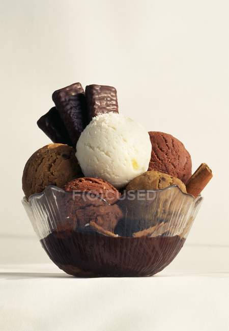 Punch-coco sherbet ice cream — Stock Photo