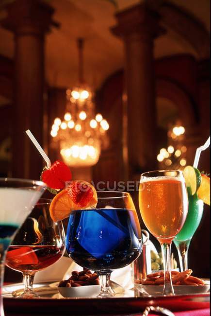 Bunte Auswahl an Cocktails — Stockfoto