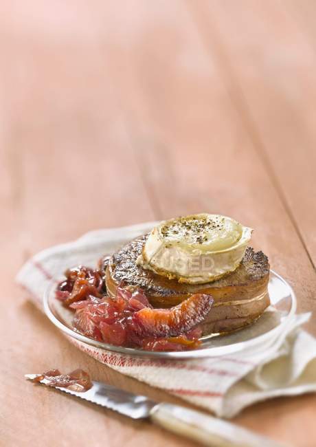 Tournedos Rossini with cheese — Stock Photo
