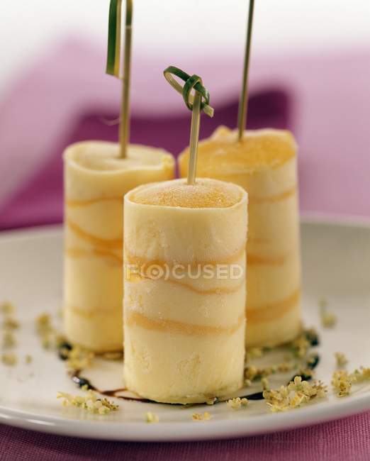 Fromage Blanch with pear sorbet — Stock Photo