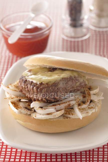 Hambuger with Salers cheese — Stock Photo