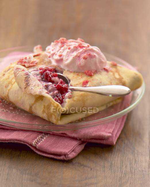 Pancake with raspberry mousse — Stock Photo