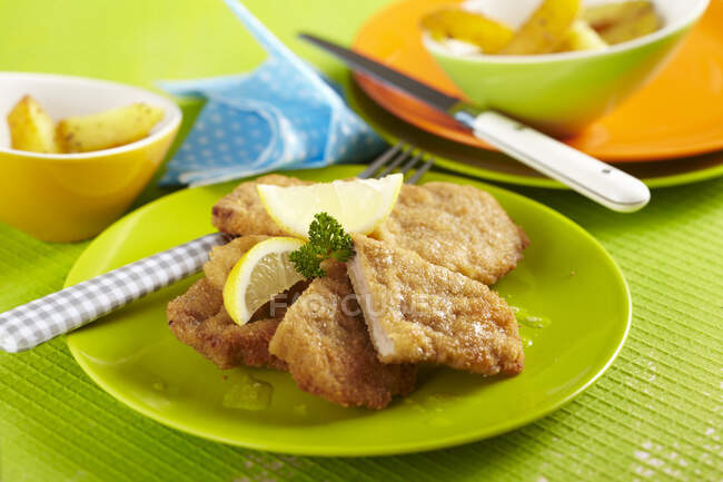 Mini capesante con limone e patate al forno — Foto stock