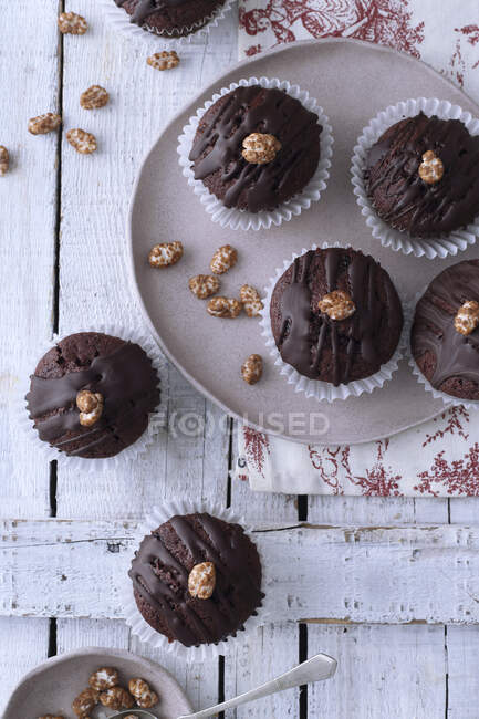 Hazelnut and nutella muffins — Stock Photo